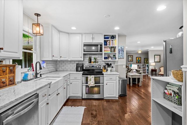 2903 Hickory Lane, Rocky Face, GA 30740