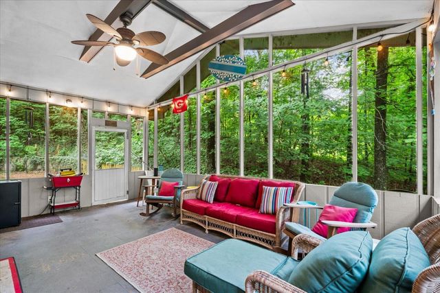 2903 Hickory Lane, Rocky Face, GA 30740