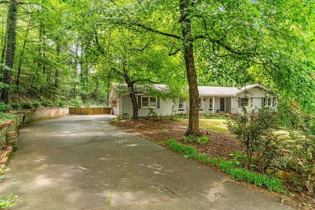 2903 Hickory Lane, Rocky Face, GA 30740