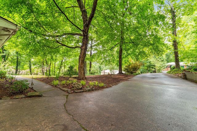 2903 Hickory Lane, Rocky Face, GA 30740
