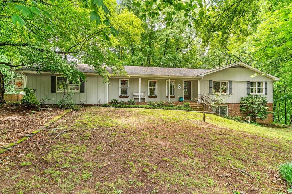 2903 Hickory Lane, Rocky Face, GA 30740