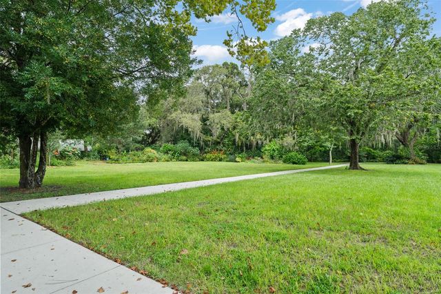 1250 S DENNING DR Unit 233, Winter Park, FL 32789