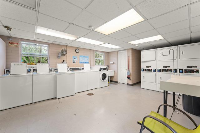 1250 S DENNING DR Unit 233, Winter Park, FL 32789