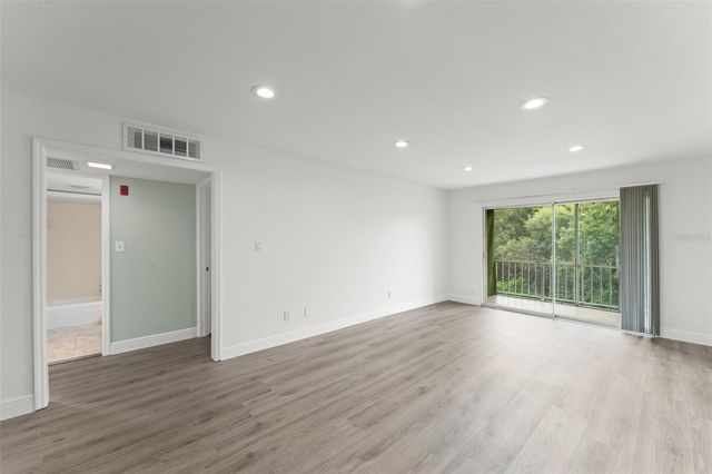 1250 S DENNING DR Unit 233, Winter Park, FL 32789