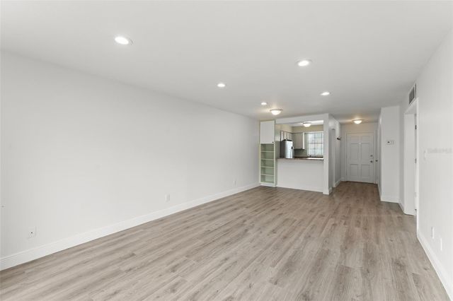 1250 S DENNING DR Unit 233, Winter Park, FL 32789