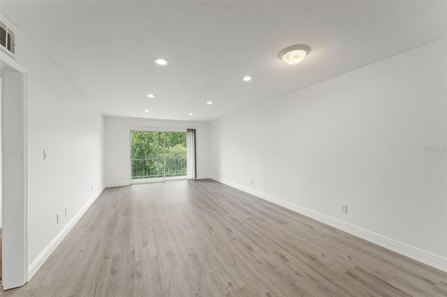 1250 S DENNING DR Unit 233, Winter Park, FL 32789