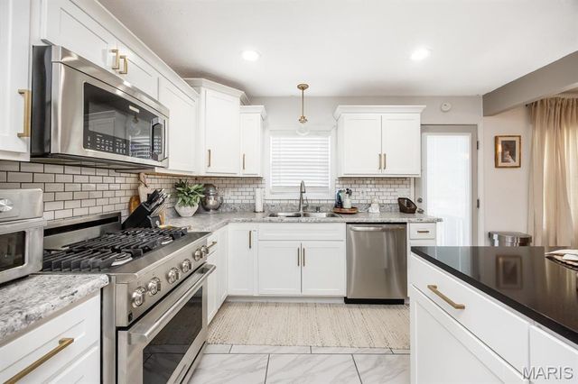 3217 West Boulevard, Belleville, IL 62221