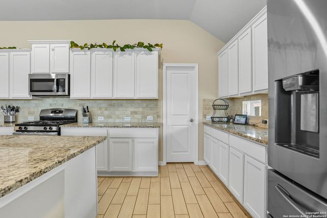 9825 Jon Boat, Boerne, TX 78006