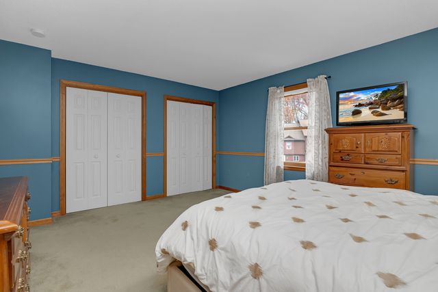 181 Candlewood Drive 181, Enfield, CT 06082