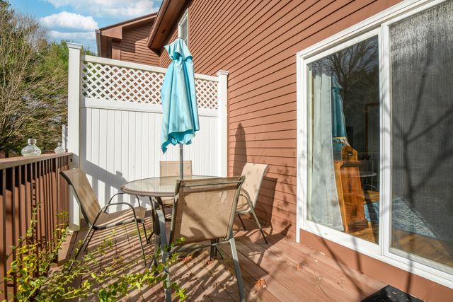 181 Candlewood Drive 181, Enfield, CT 06082