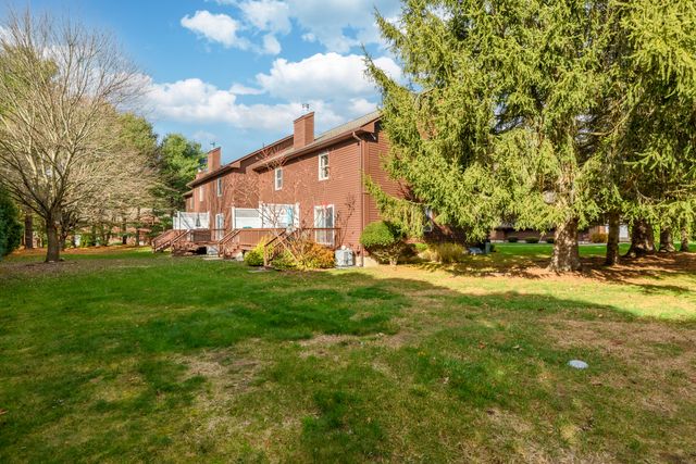 181 Candlewood Drive 181, Enfield, CT 06082