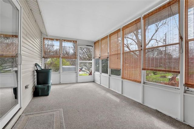 1605 N Hocker Avenue, Independence, MO 64050