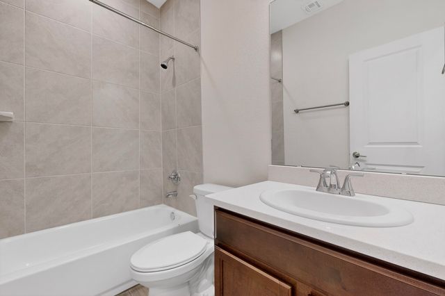 2036 Cougar Run Court SE, Albuquerque, NM 87123