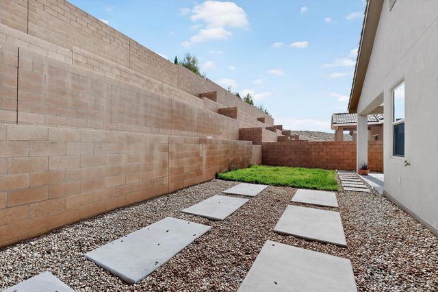 2036 Cougar Run Court SE, Albuquerque, NM 87123