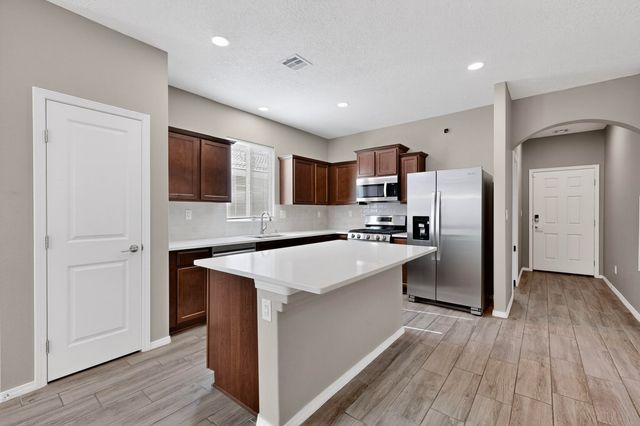 2036 Cougar Run Court SE, Albuquerque, NM 87123