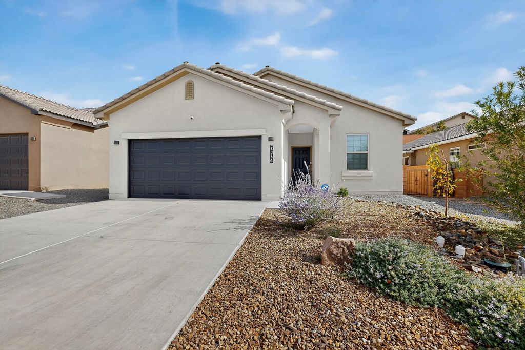 2036 Cougar Run Court SE, Albuquerque, NM 87123