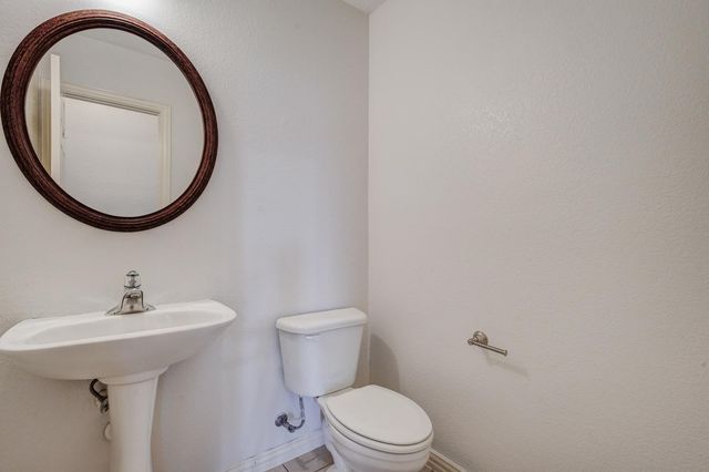 8207 Carter Street, Lantana, TX 76226