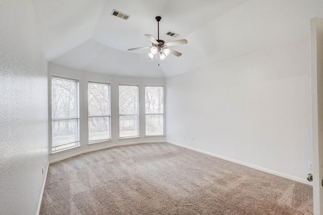 8207 Carter Street, Lantana, TX 76226