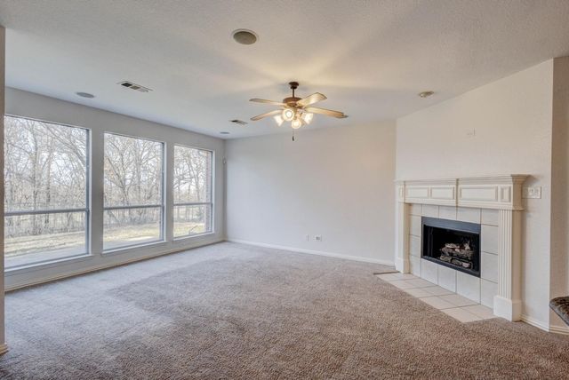 8207 Carter Street, Lantana, TX 76226