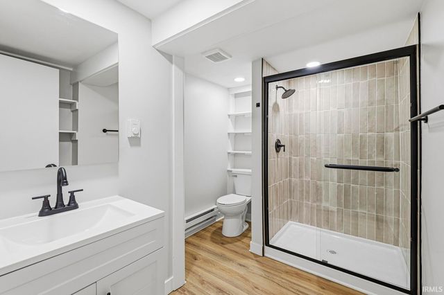 53199 W Oakmont Drive, South Bend, IN 46637