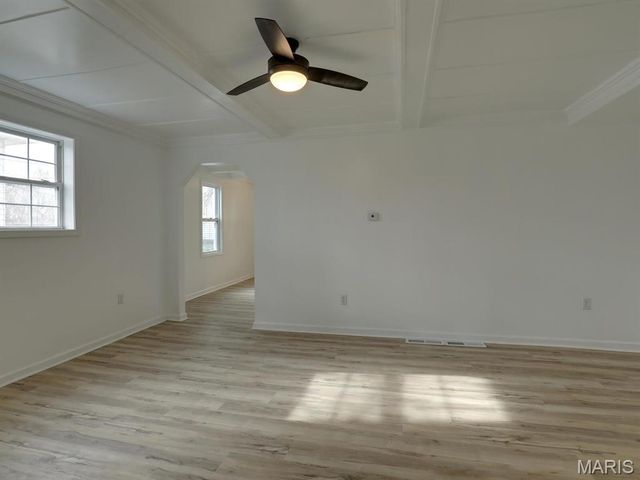 519 N Section, Hannibal, MO 63401