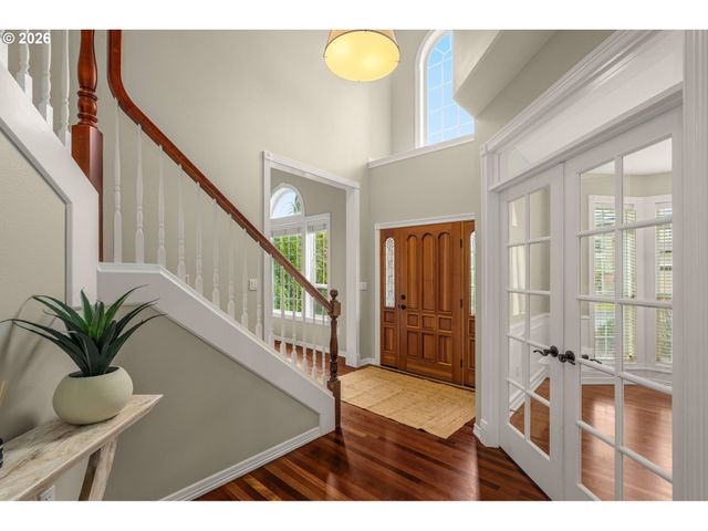 14240 Nw HARBOR Ln, Portland, OR 97229