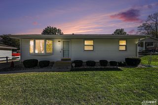 2410 N Cotner Boulevard, Lincoln, NE 68507