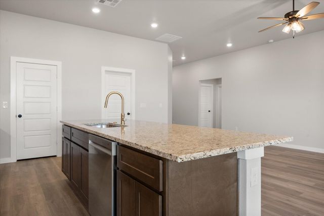 2601 Hall Avenue, Lubbock, TX 79407