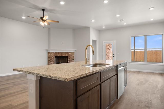 2601 Hall Avenue, Lubbock, TX 79407