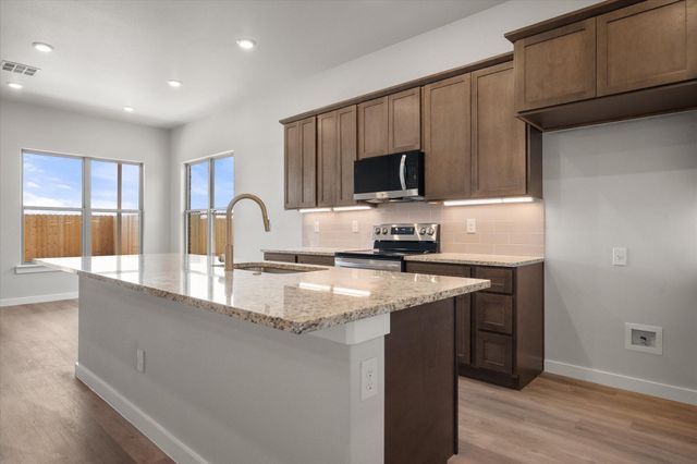 2601 Hall Avenue, Lubbock, TX 79407