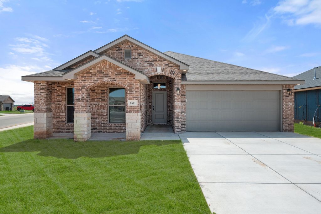 2601 Hall Avenue, Lubbock, TX 79407