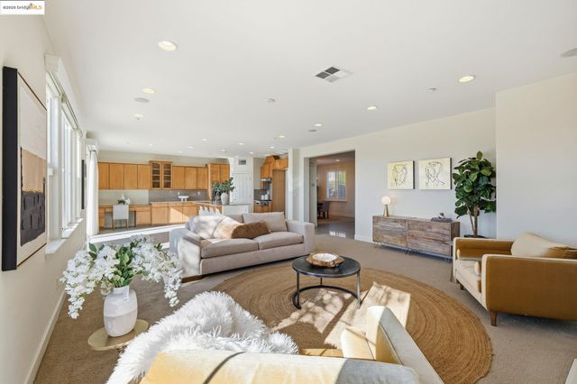 2898 Spanish Bay Dr, Brentwood, CA 94513