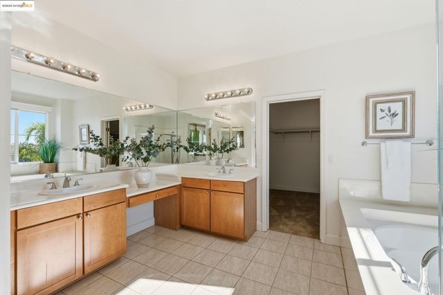 2898 Spanish Bay Dr, Brentwood, CA 94513