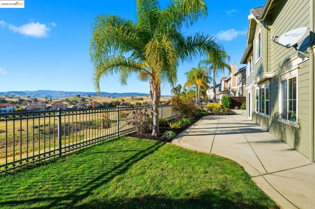 2898 Spanish Bay Dr, Brentwood, CA 94513