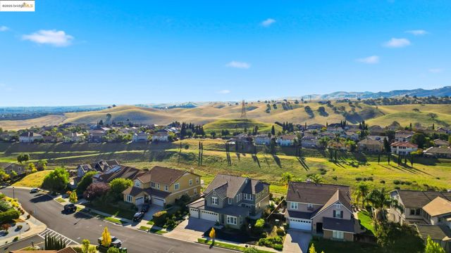 2898 Spanish Bay Dr, Brentwood, CA 94513