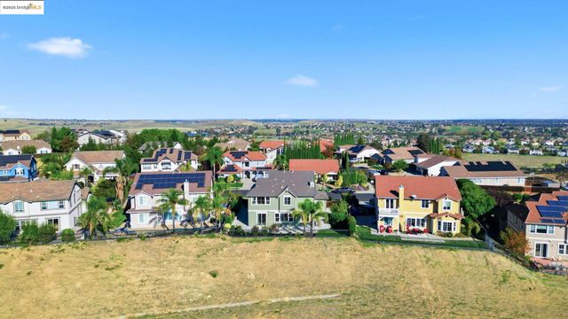 2898 Spanish Bay Dr, Brentwood, CA 94513