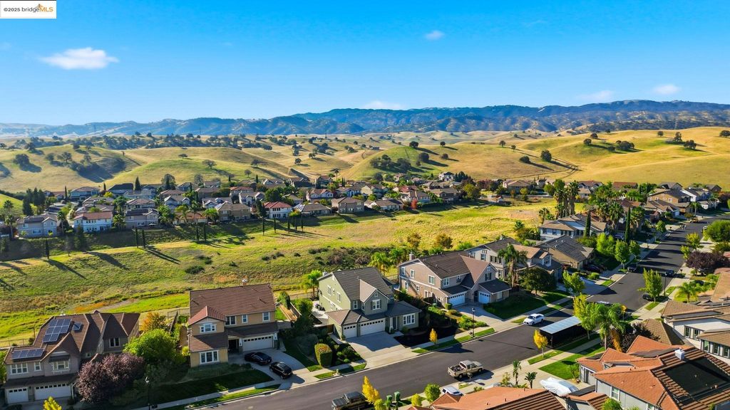 2898 Spanish Bay Dr, Brentwood, CA 94513