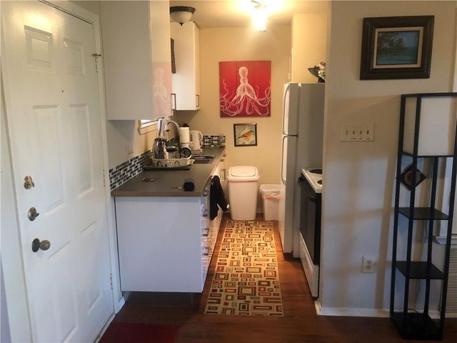 1514 Parker LN 104, Austin, TX 78741