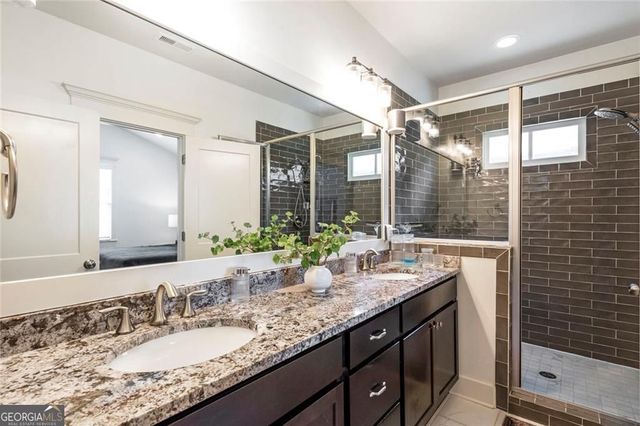 822 Grove Bend, Decatur, GA 30030