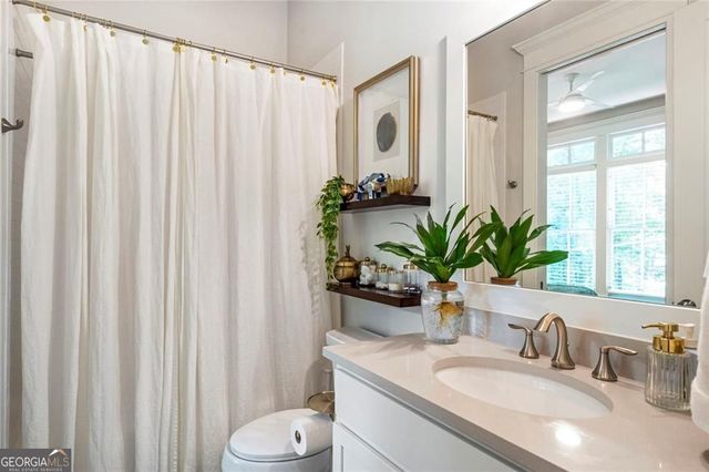 822 Grove Bend, Decatur, GA 30030
