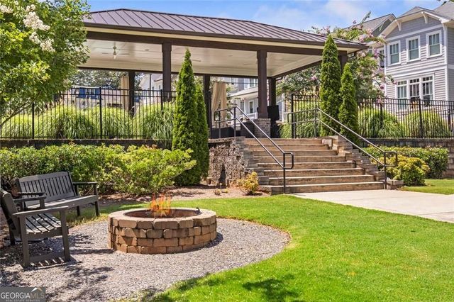 822 Grove Bend, Decatur, GA 30030