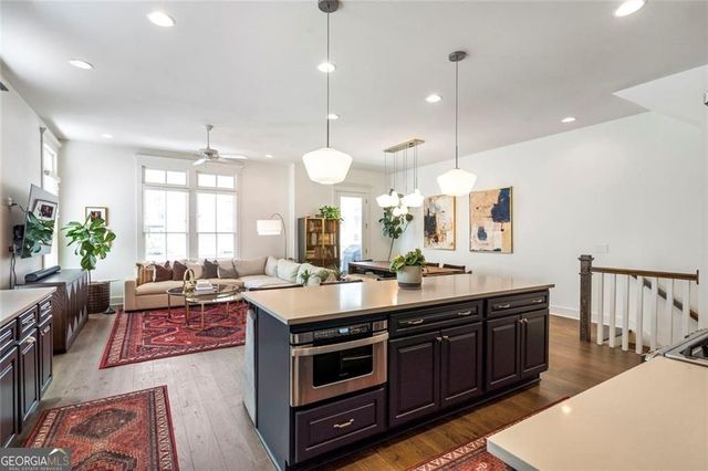 822 Grove Bend, Decatur, GA 30030