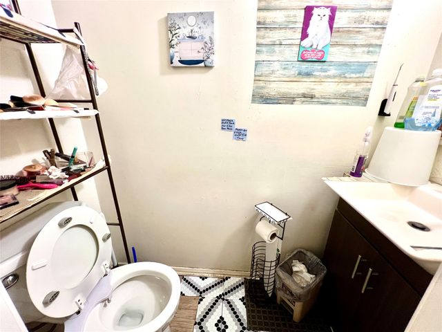 919 S WEATHERRED Drive 140, Richardson, TX 75080