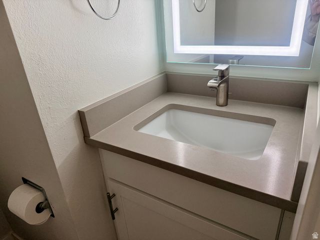 1432 N LANCELOT DR, Provo, UT 84601