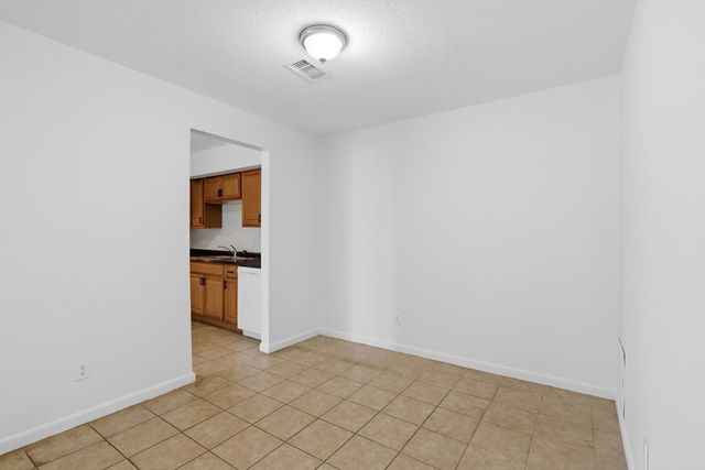 26 Beacon Street 10F, Burlington, MA 01803