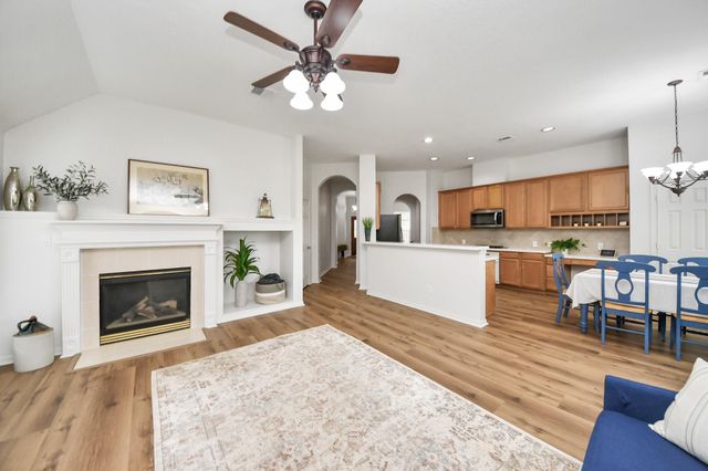 2818 Five Oaks Drive, Missouri City, TX 77459