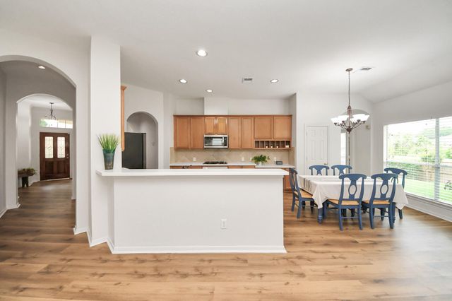 2818 Five Oaks Drive, Missouri City, TX 77459