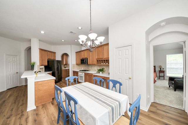 2818 Five Oaks Drive, Missouri City, TX 77459