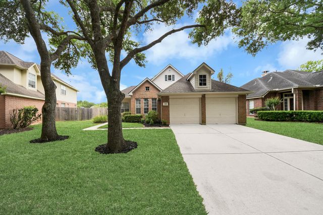 2818 Five Oaks Drive, Missouri City, TX 77459