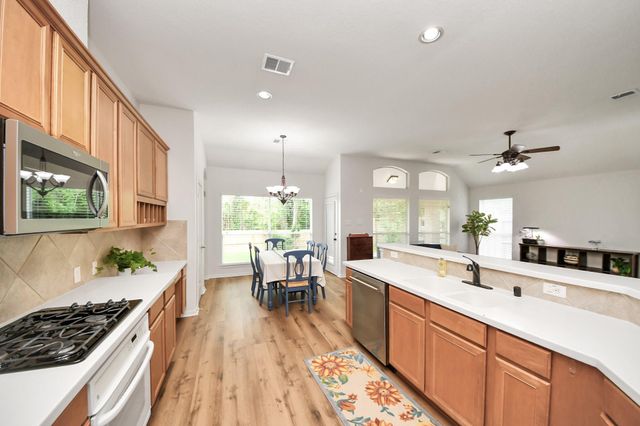 2818 Five Oaks Drive, Missouri City, TX 77459